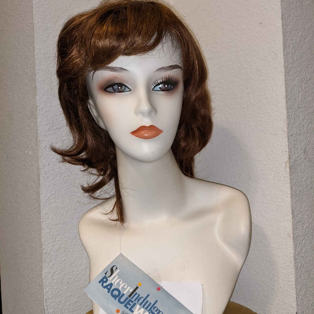 Raquel Welch Wig - Show Off